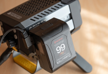 Come alimentare la fotocamera o un faretto Led con una batteria V-Mount!